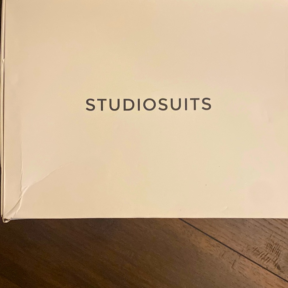 Studio suit